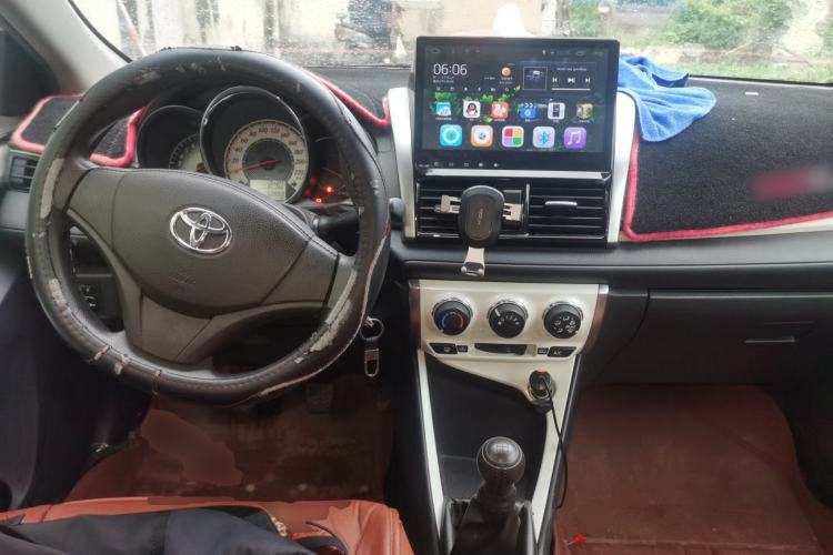 Used Toyota Vios 2016 1.5L Manual ZhiZhen Xingyao Edition Center Console