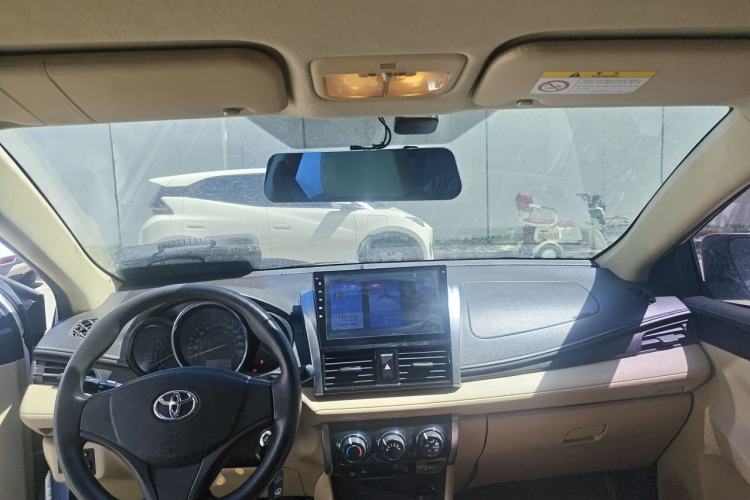 Used Toyota Vios 2016 1.5L Manual ZhiZhen Xingyao Edition Center Console