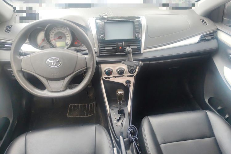 Used Toyota Vios 2016 1.5L Automatic ZhiZhen Xingyao Edition Center Console