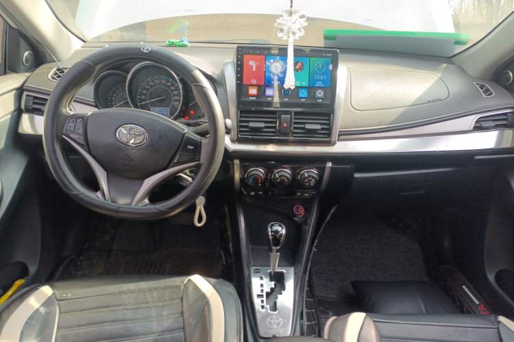 Used Toyota Vios 2016 1.5L Automatic ZhiZhen Xingyao Edition Center Console