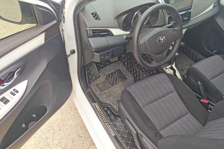 Used Toyota Vios 2016 1.5L Automatic ZhiZhen Xingyao Edition Driver Seat