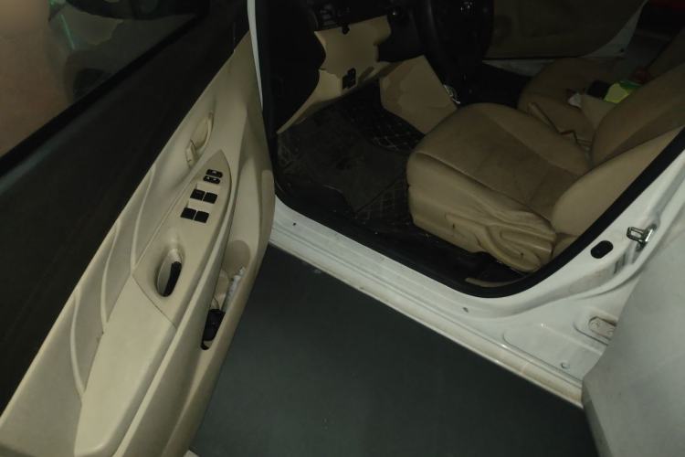 Used Toyota Vios 2016 1.5L Automatic ZhiZhen Xingyao Edition Driver Seat