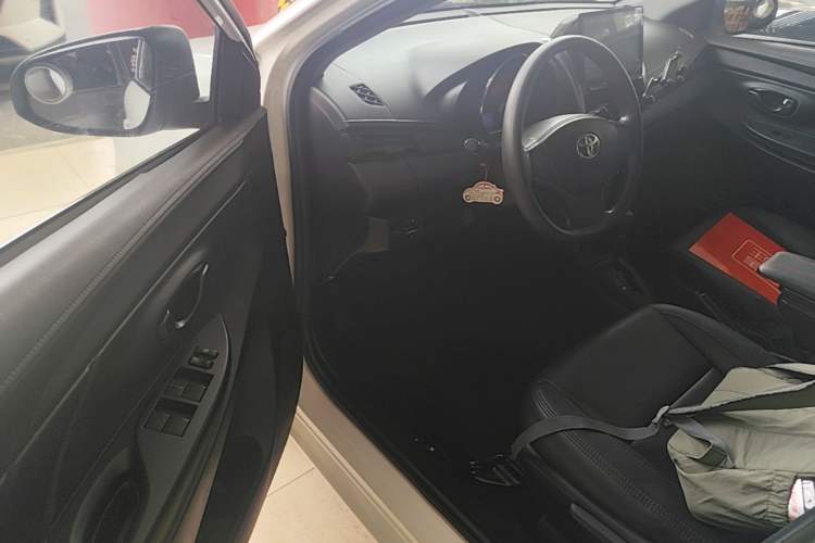 Used Toyota Vios 2016 1.5L Automatic ZhiZhen Xingyao Edition Driver Seat