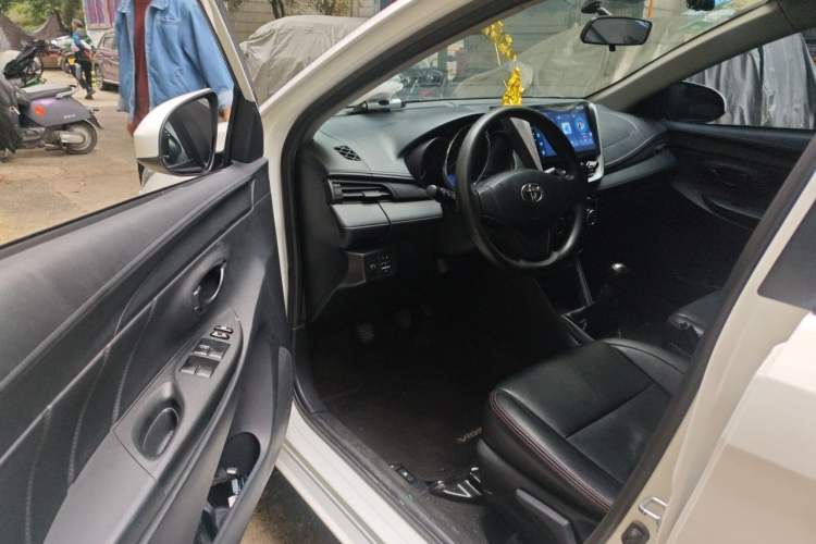 Used Toyota Vios 2016 1.5L Manual ZhiZhen Xingyao Edition Driver Seat