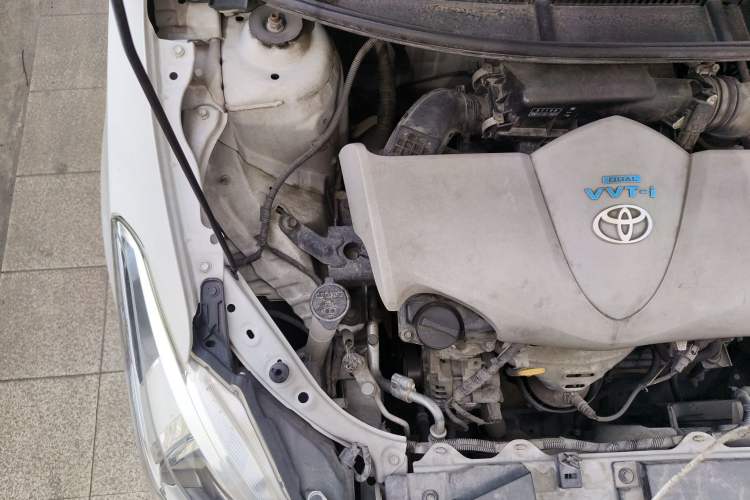 Used Toyota Vios 2016 1.5L Automatic ZhiZhen Xingyao Edition Engine Bay Right