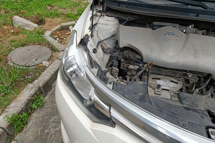 Used Toyota Vios 2016 1.5L Automatic ZhiZhen Xingyao Edition Engine Bay Right