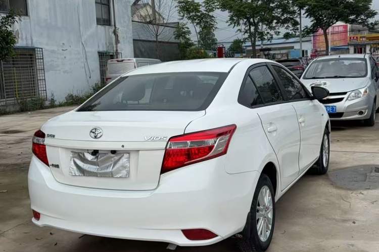 Used Toyota Vios 2016 1.5L Automatic ZhiZhen Xingyao Edition Exterior 4