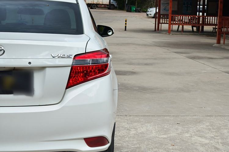 Used Toyota Vios 2016 1.5L Automatic ZhiZhen Xingyao Edition Exterior 7
