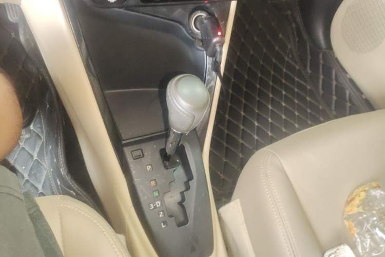 Used Toyota Vios 2016 1.5L Automatic ZhiZhen Xingyao Edition Gear Lever