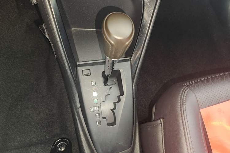 Used Toyota Vios 2016 1.5L Automatic ZhiZhen Xingyao Edition Gear Lever