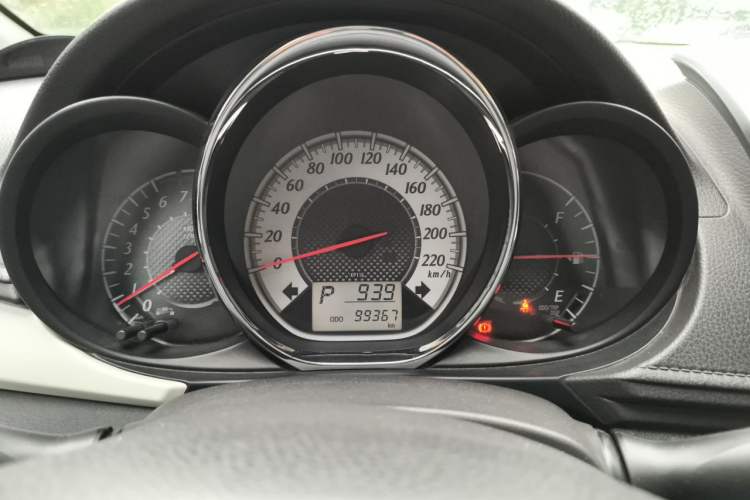 Used Toyota Vios 2016 1.5L Automatic ZhiZhen Xingyao Edition Instrument Cluster