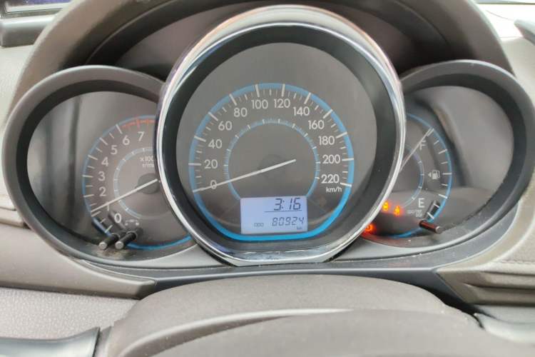 Used Toyota Vios 2016 1.5L Manual ZhiZhen Xingyao Edition Instrument Cluster