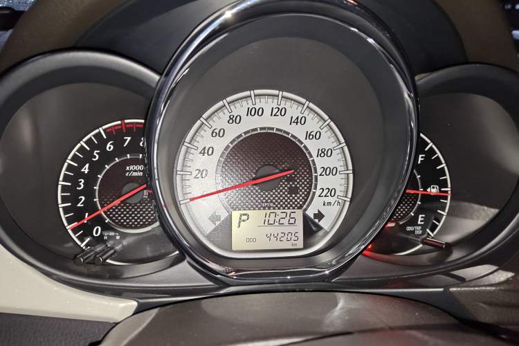 Used Toyota Vios 2016 1.5L Automatic ZhiZhen Xingyao Edition Instrument Cluster
