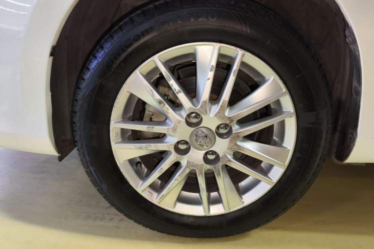 Used Toyota Vios 2016 1.5L Automatic ZhiZhen Xingyao Edition Left Front Wheel Hub