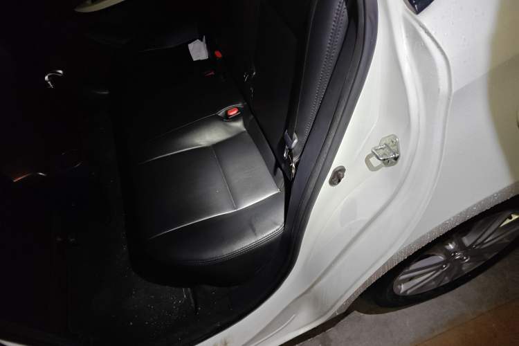 Used Toyota Vios 2016 1.5L Automatic ZhiZhen Xingyao Edition Left Rear Seat