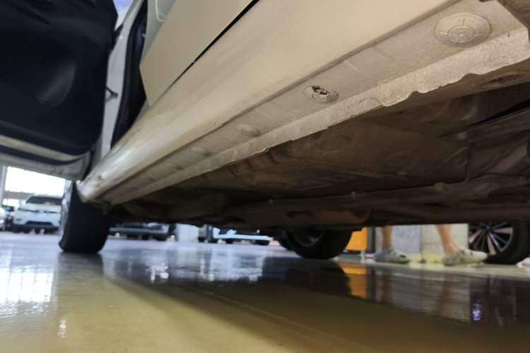 Used Toyota Vios 2016 1.5L Automatic ZhiZhen Xingyao Edition Left Side Sill