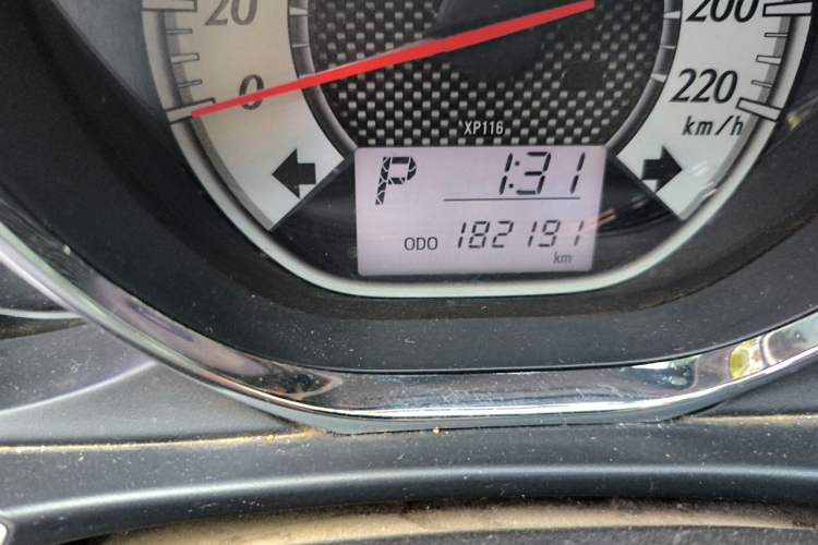 Used Toyota Vios 2016 1.5L Automatic ZhiZhen Xingyao Edition Odometer Close Up