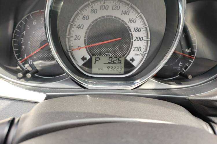 Used Toyota Vios 2016 1.5L Automatic ZhiZhen Xingyao Edition Odometer Close Up