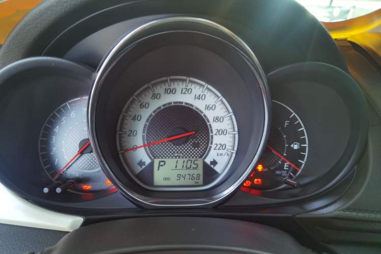 Used Toyota Vios 2016 1.5L Automatic ZhiZhen Xingyao Edition Odometer Close Up