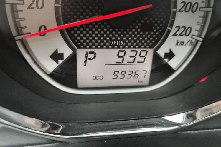 Used Toyota Vios 2016 1.5L Automatic ZhiZhen Xingyao Edition Odometer Close Up
