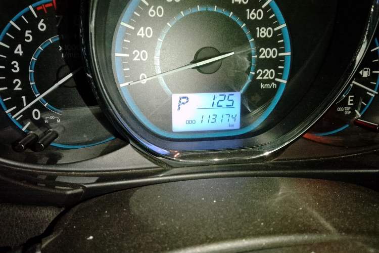 Used Toyota Vios 2016 1.5L Automatic ZhiZhen Xingyao Edition Odometer Close Up