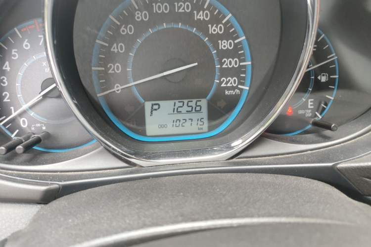 Used Toyota Vios 2016 1.5L Automatic ZhiZhen Xingyao Edition Odometer Close Up