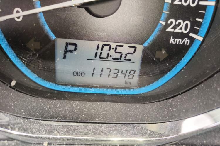 Used Toyota Vios 2016 1.5L Automatic ZhiZhen Xingyao Edition Odometer Close Up