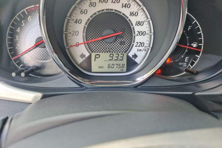 Used Toyota Vios 2016 1.5L Automatic ZhiZhen Xingyao Edition Odometer Close Up