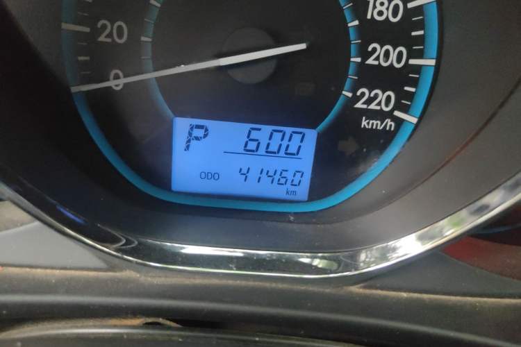 Used Toyota Vios 2016 1.5L Automatic ZhiZhen Xingyao Edition Odometer Close Up