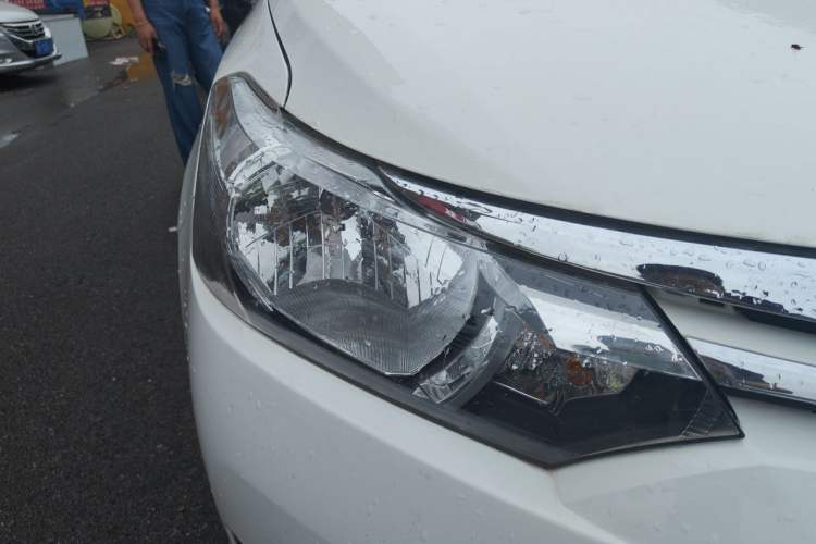 Used Toyota Vios 2016 1.5L Automatic ZhiZhen Xingyao Edition Right Front Headlight