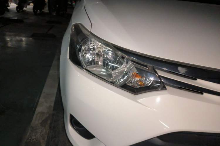 Used Toyota Vios 2016 1.5L Manual ZhiZhen Xingyao Edition Right Front Headlight