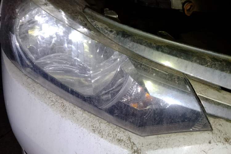 Used Toyota Vios 2016 1.5L Automatic ZhiZhen Xingyao Edition Right Front Headlight