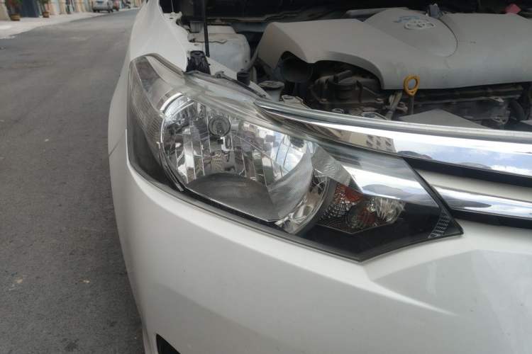 Used Toyota Vios 2016 1.5L Automatic ZhiZhen Xingyao Edition Right Front Headlight