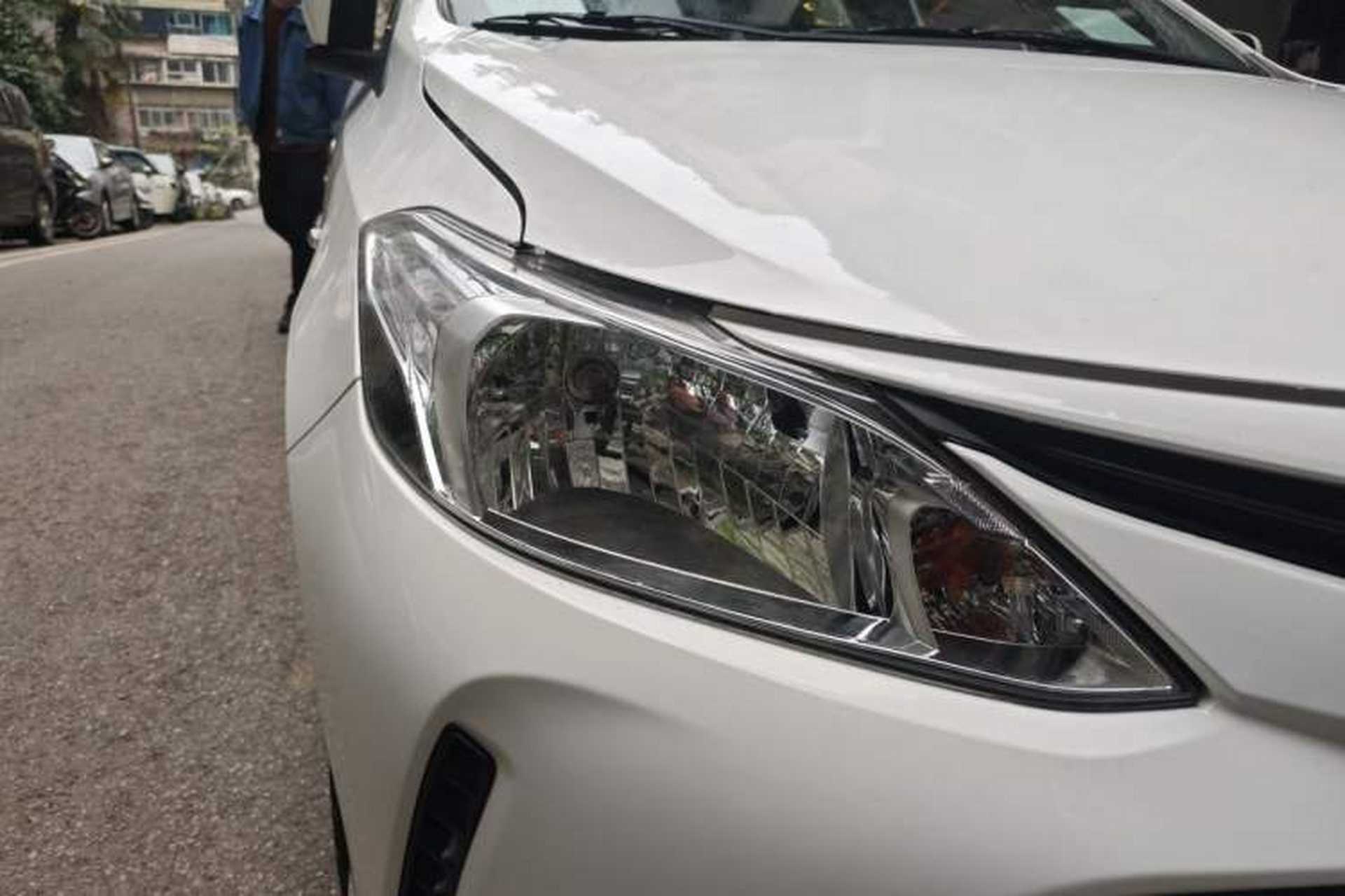 Used Toyota Vios 2016 1.5L Manual ZhiZhen Xingyao Edition Right Front Headlight