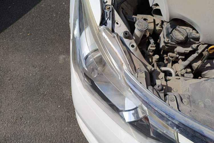 Used Toyota Vios 2016 1.5L Automatic ZhiZhen Xingyao Edition Right Front Headlight