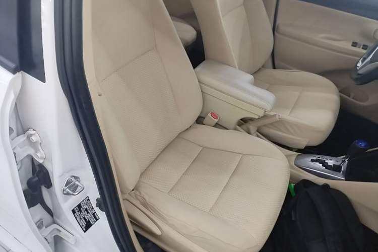 Used Toyota Vios 2016 1.5L Automatic ZhiZhen Xingyao Edition Right Front Seat