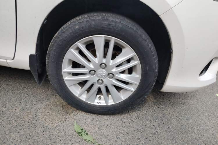 Used Toyota Vios 2016 1.5L Automatic ZhiZhen Xingyao Edition Right Front Wheel Hub