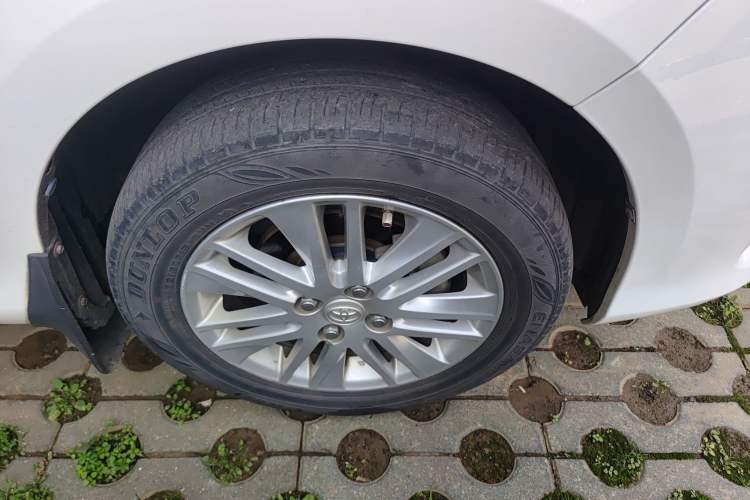 Used Toyota Vios 2016 1.5L Automatic ZhiZhen Xingyao Edition Right Front Wheel Hub