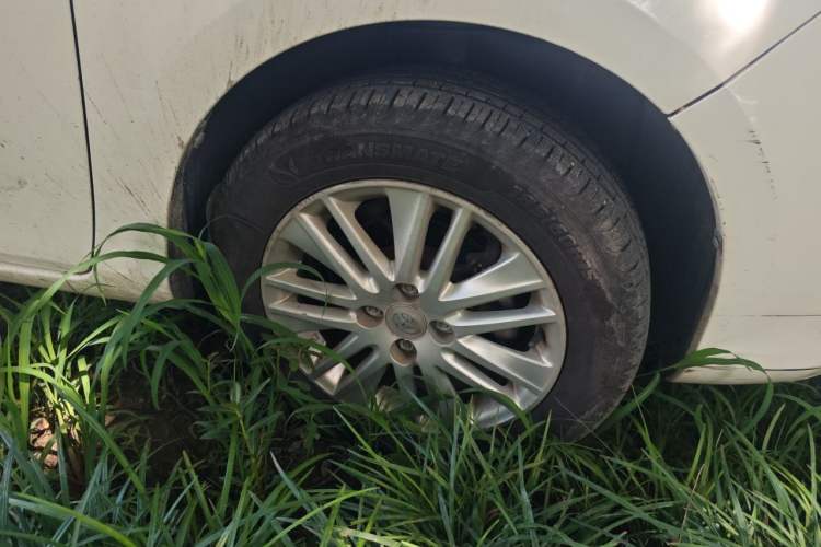 Used Toyota Vios 2016 1.5L Automatic ZhiZhen Xingyao Edition Right Front Wheel Hub