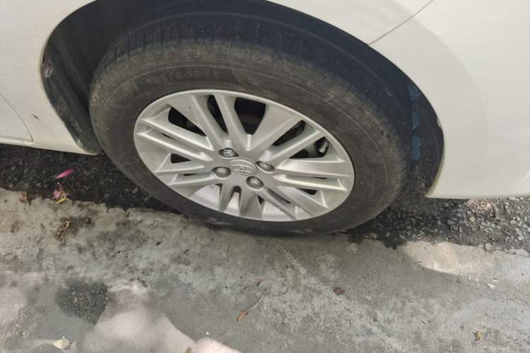 Used Toyota Vios 2016 1.5L Automatic ZhiZhen Xingyao Edition Right Front Wheel Hub