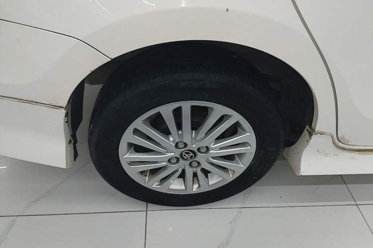 Used Toyota Vios 2016 1.5L Automatic ZhiZhen Xingyao Edition Right Rear Wheel Hub
