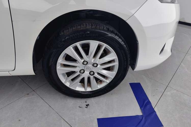 Used Toyota Vios 2016 1.5L Automatic ZhiZhen Xingyao Edition Right Rear Wheel Hub