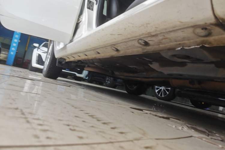 Used Toyota Vios 2016 1.5L Automatic ZhiZhen Xingyao Edition Right Side Sill