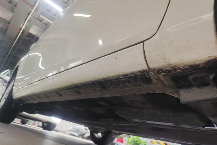 Used Toyota Vios 2016 1.5L Automatic ZhiZhen Xingyao Edition Right Side Sill