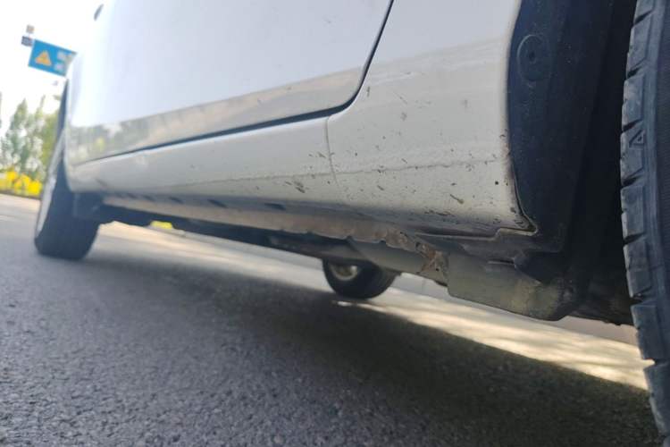 Used Toyota Vios 2016 1.5L Automatic ZhiZhen Xingyao Edition Right Side Sill