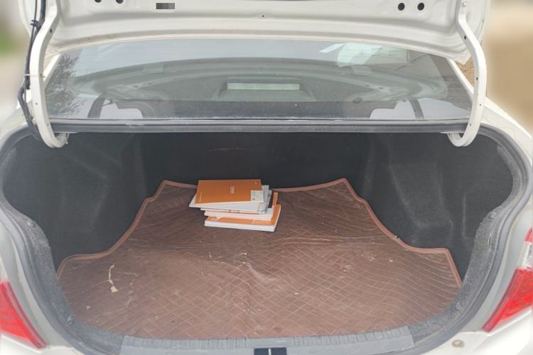 Used Toyota Vios 2016 1.5L Automatic ZhiZhen Xingyao Edition Trunk
