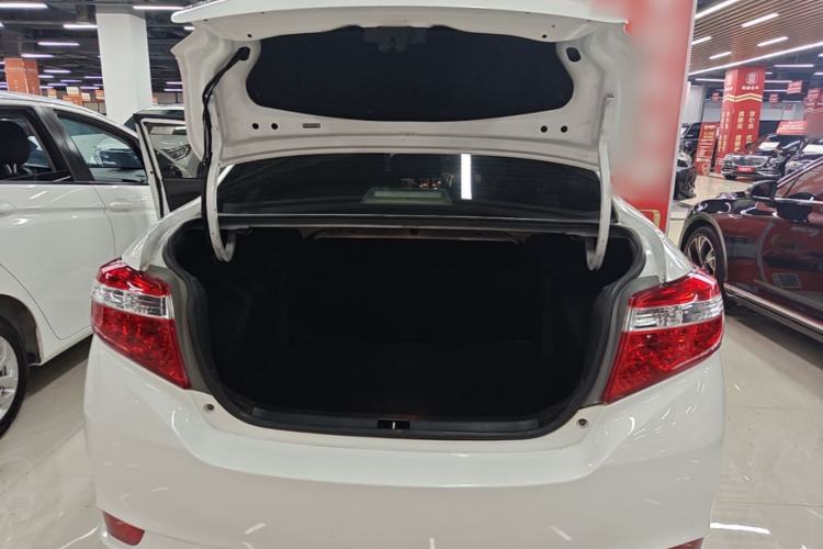 Used Toyota Vios 2016 1.5L Automatic ZhiZhen Xingyao Edition Trunk