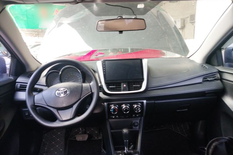 Used Toyota Vios 2017 1.5L CVT Innovation Edition Center Console