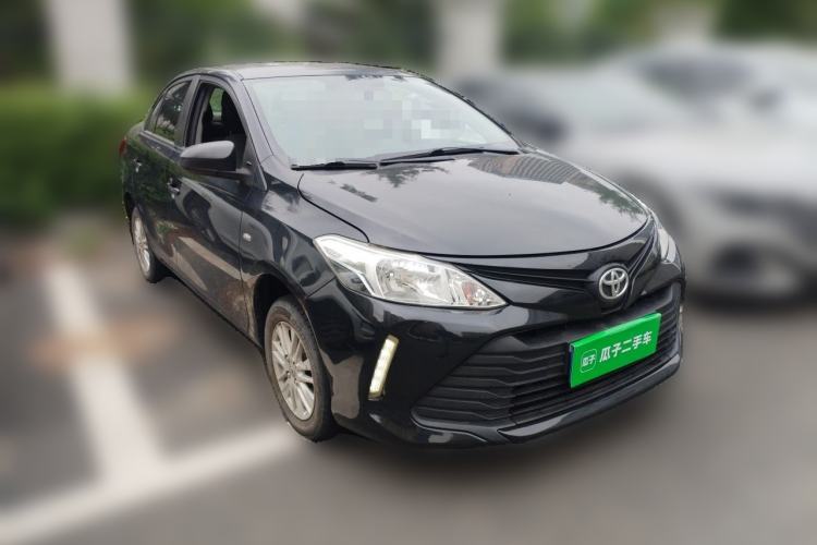 Used Toyota Vios 2017 1.3L Manual Front-Drive Version Front Right 45 Deg