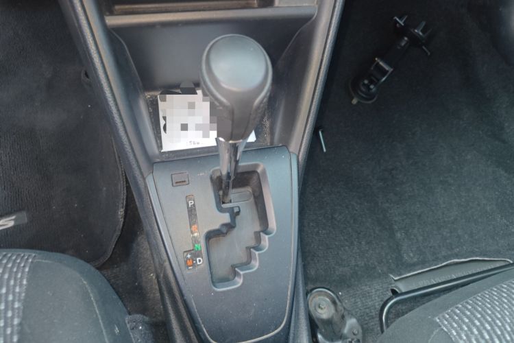 Used Toyota Vios 2017 1.5L CVT Innovation Edition Gear Lever